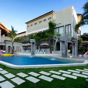 18 Loft At Kuta 4* Kuta Lombok